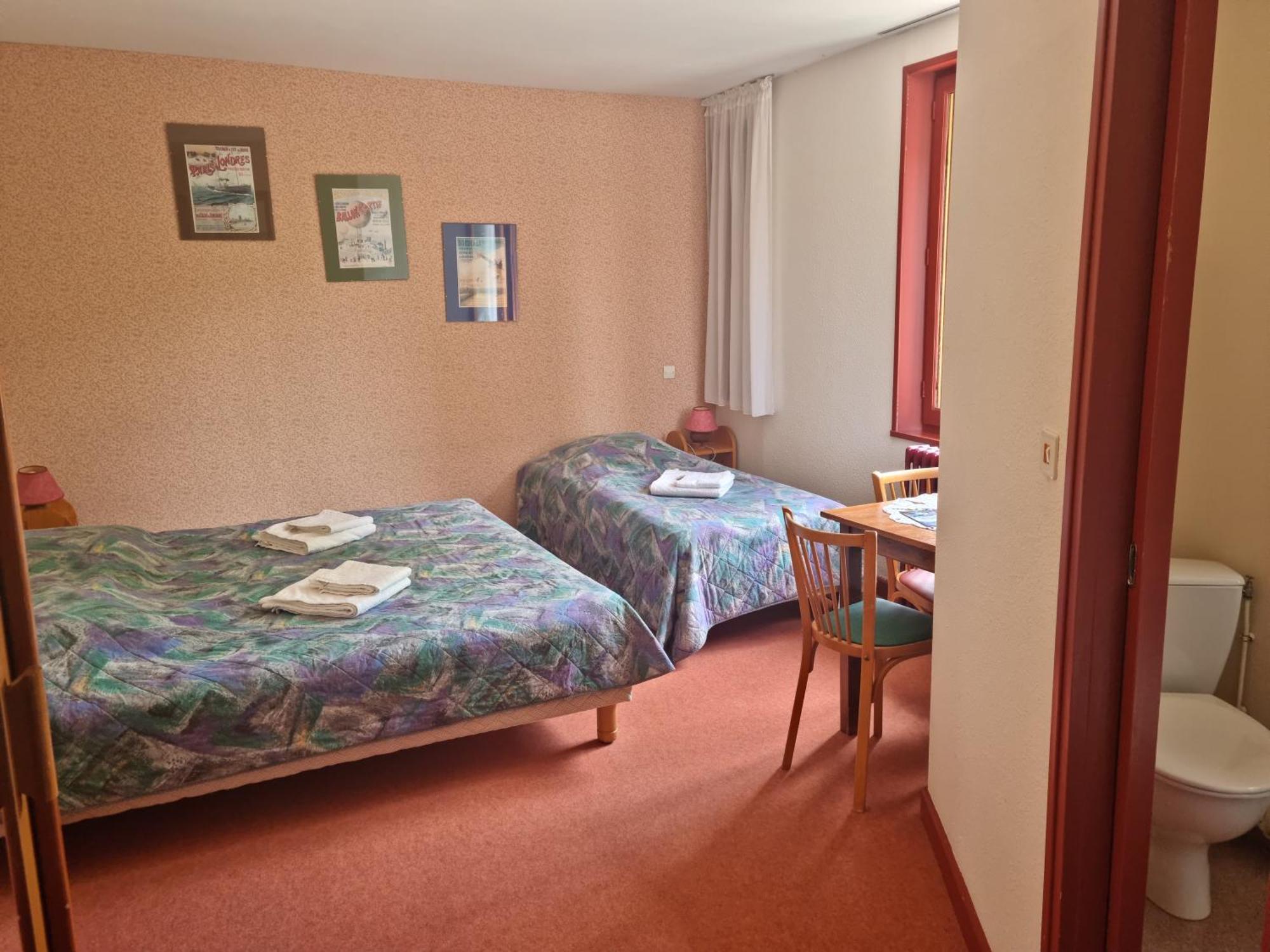 Bed and Breakfast Au Pont De La Gineze Barjac  Экстерьер фото