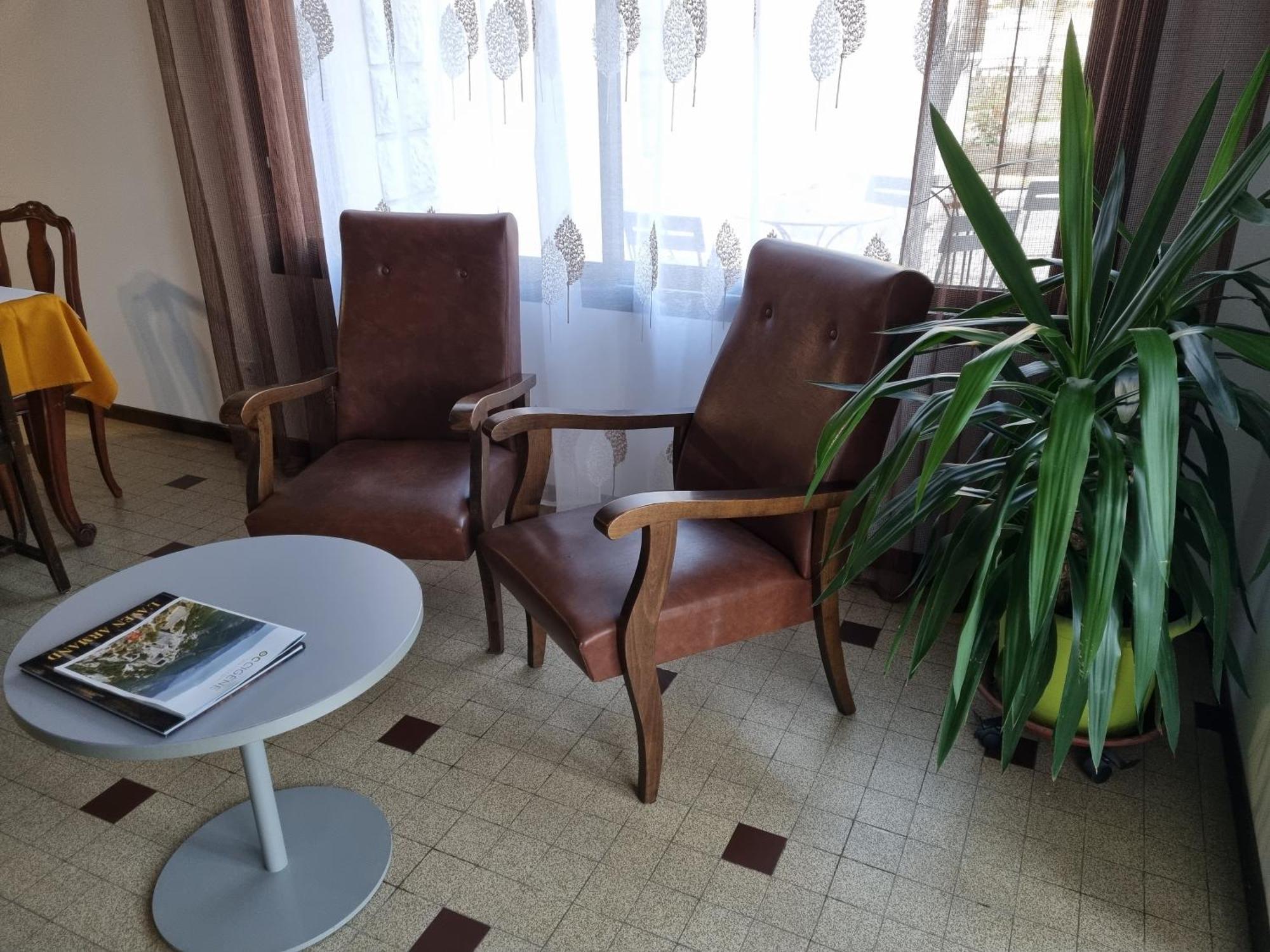 Bed and Breakfast Au Pont De La Gineze Barjac  Экстерьер фото